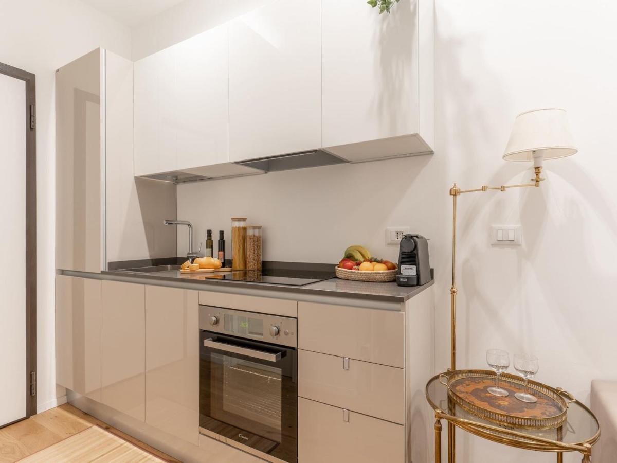 The Best Rent - Gorgeous One-Bedroom Apartment In Ticinese Mediolan Zewnętrze zdjęcie