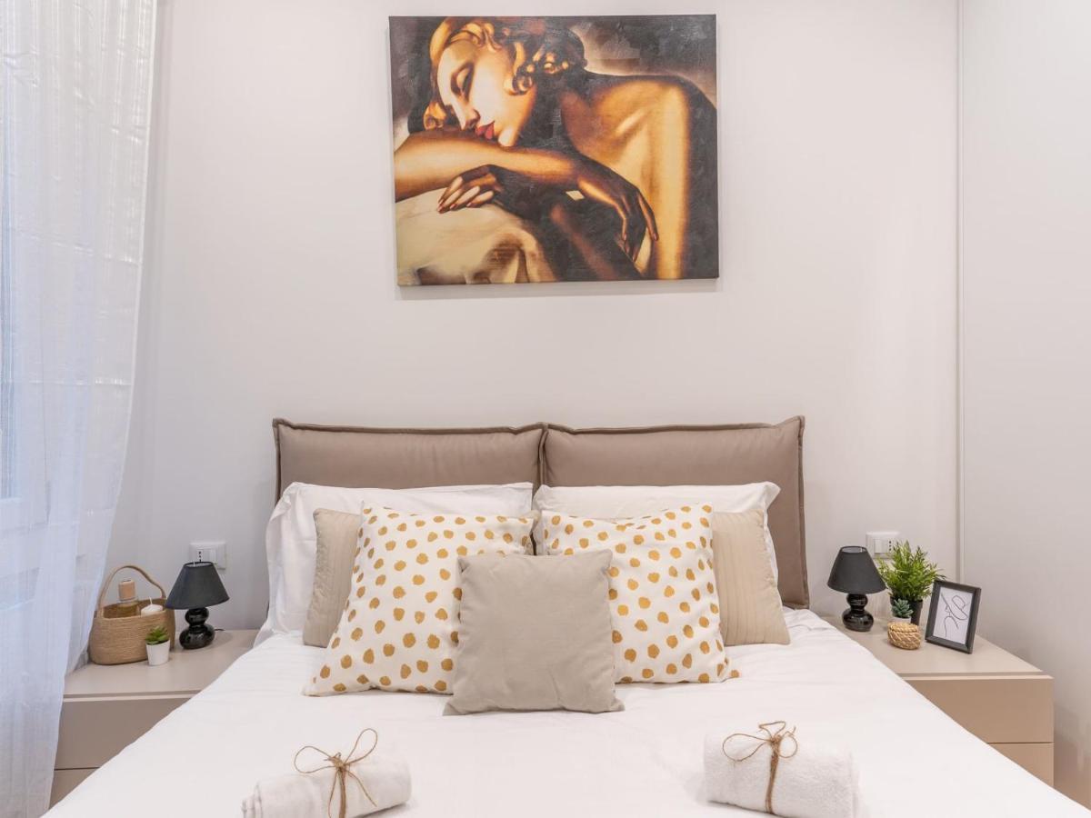 The Best Rent - Gorgeous One-Bedroom Apartment In Ticinese Mediolan Zewnętrze zdjęcie